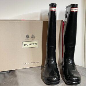 Hunter Original Tall Gloss Boots w/ Adjustable Back